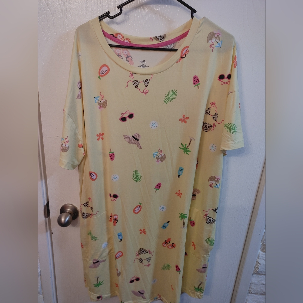 L/XL nightgown/sleepshirt